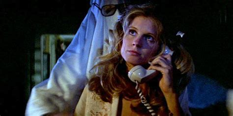 nudity in halloween|The Honest Reason P.J. Soles Is Happy She Got Naked In。